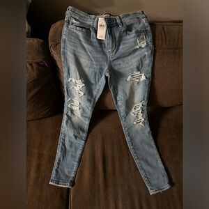 American Eagle Skinny Jeans size 2